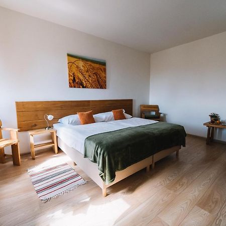 Bio Farma & Penzion Zlaty Hyl Novacany Bagian luar foto