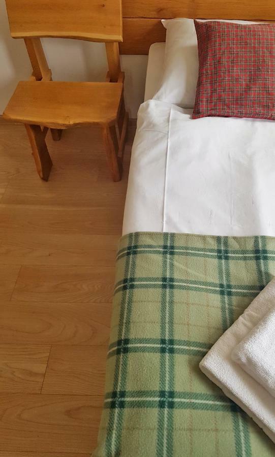 Bio Farma & Penzion Zlaty Hyl Novacany Bagian luar foto